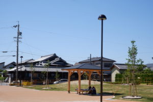 刈谷市伊勢山公園の照明灯全景