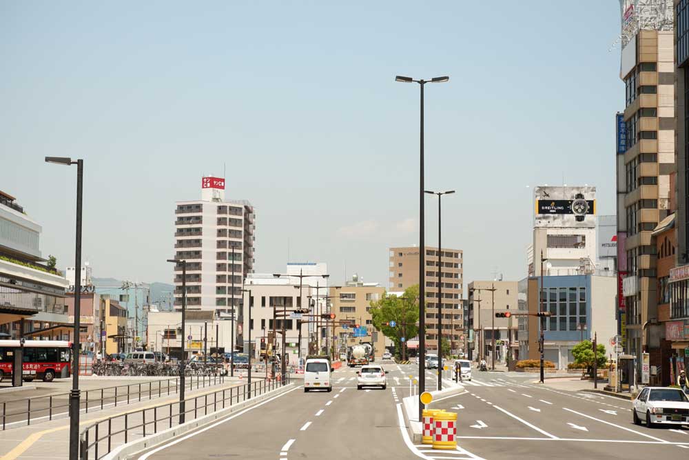 和歌山市駅前 道路照明灯