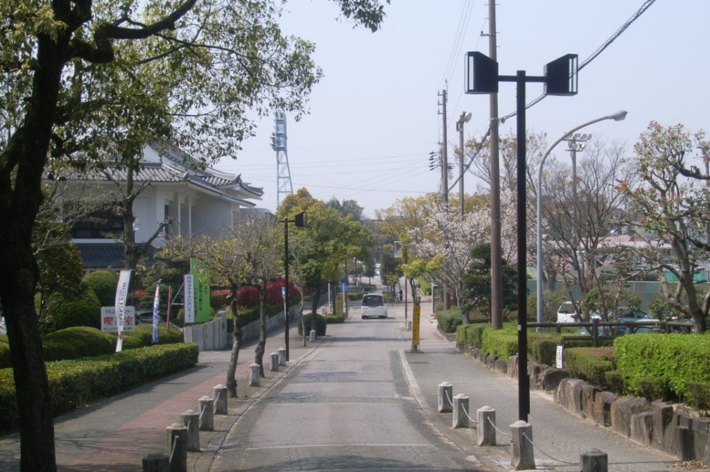 西尾歴史公園歩道照明灯：納入事例写真