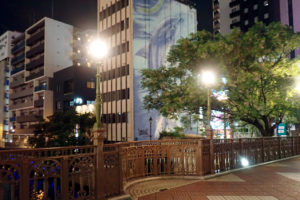 愛知県名古屋市 納屋橋のレトロクラシック5灯式街路灯：納入事例写真