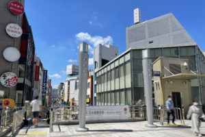 東京都八王子市 JR八王子北口駅前のモニュメント：納入事例写真