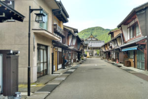 岐阜県郡上市 郡上八幡の和風街路灯（城下町景観照明）：納入事例写真