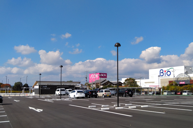 兵庫県加東市 バスターミナル駐車場照明の納入事例画像